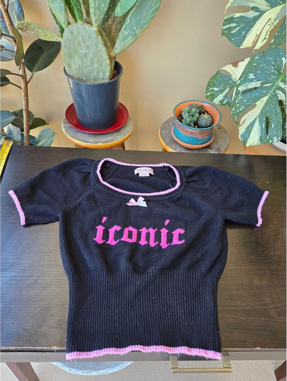 Paris Hilton Women’s M Black Pink Iconic Knit Sweater Top Y2K Short Sleeve